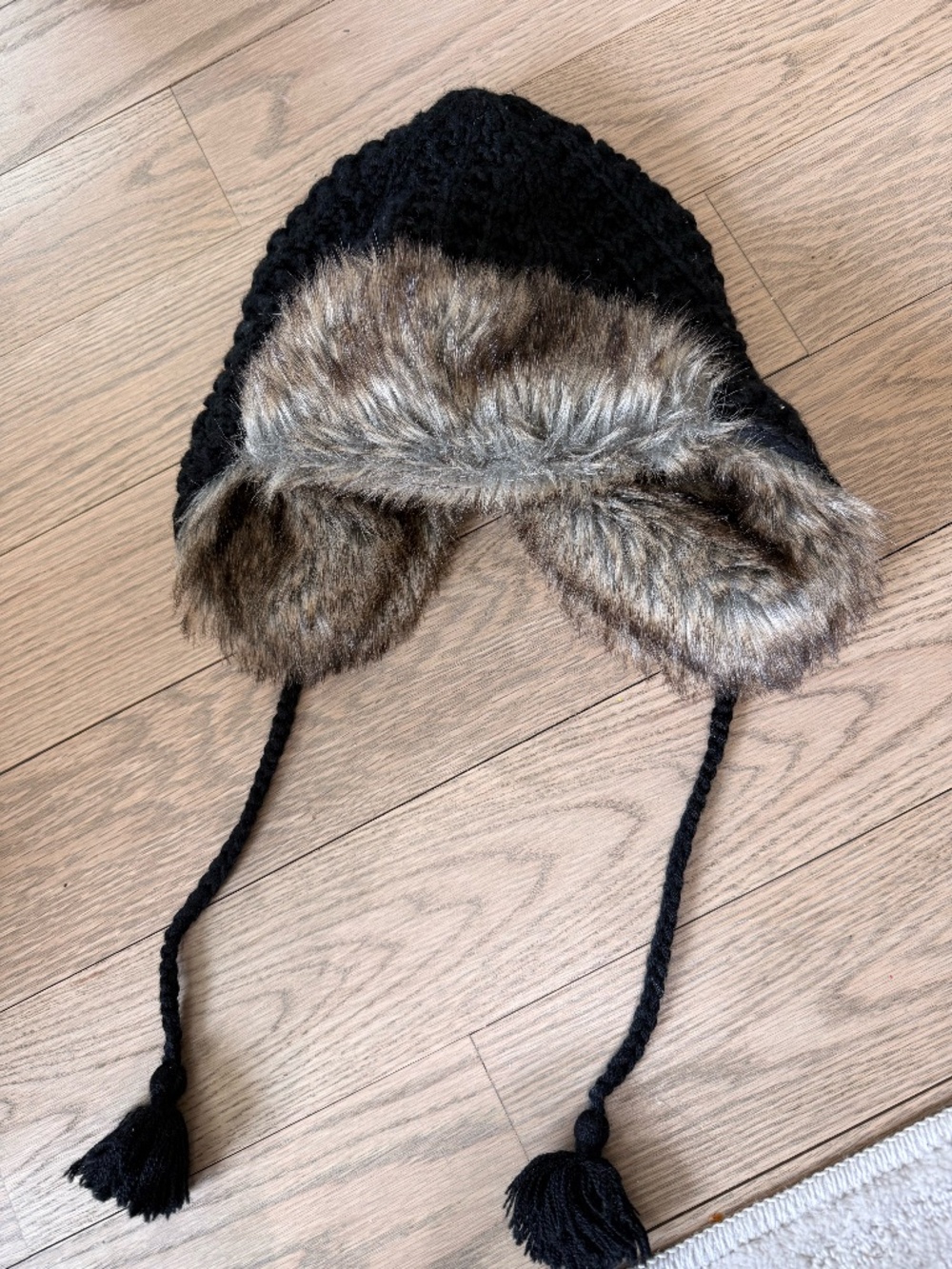 Hat Attack women's winter hat